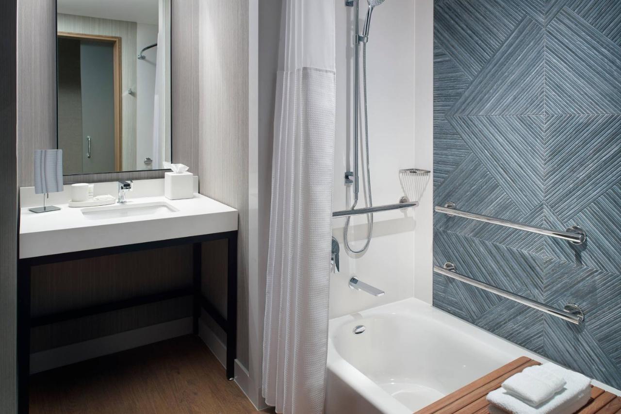 Lexington Marriott City Center Екстериор снимка